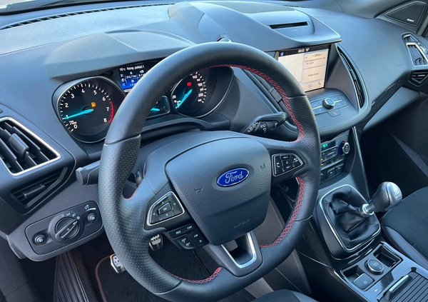 Ford Kuga cena 86900 przebieg: 46000, rok produkcji 2019 z Lubartów małe 596
